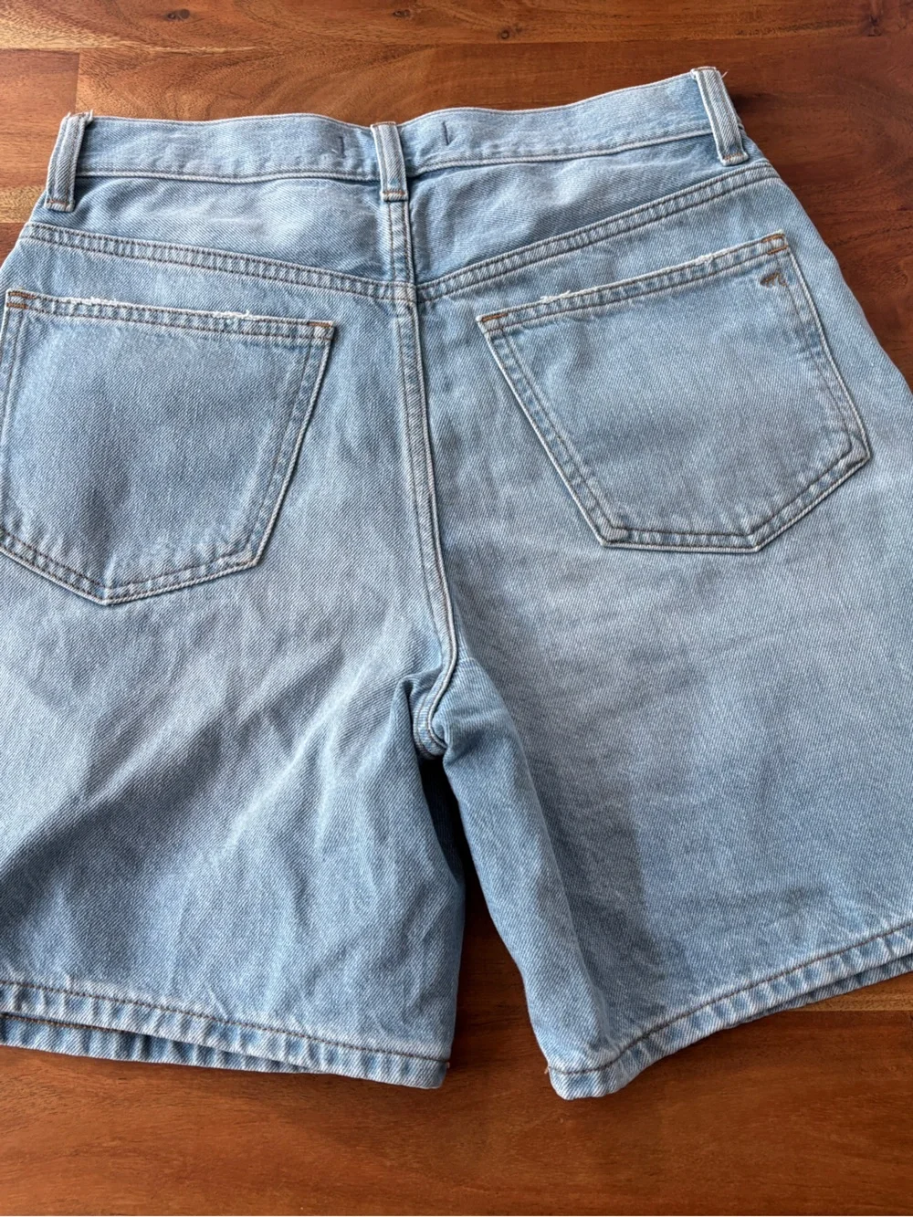 Madewell Baggy Denim Shorts Light Wash - Size 25
